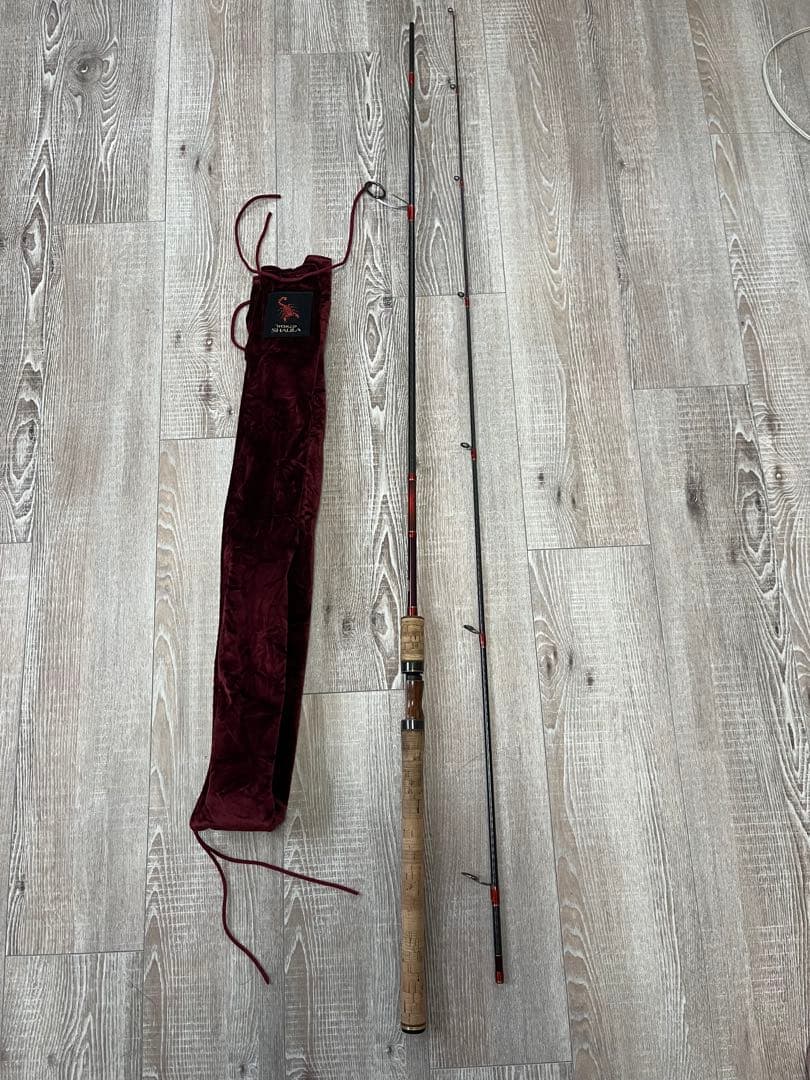 ワールドシャウラ　2832