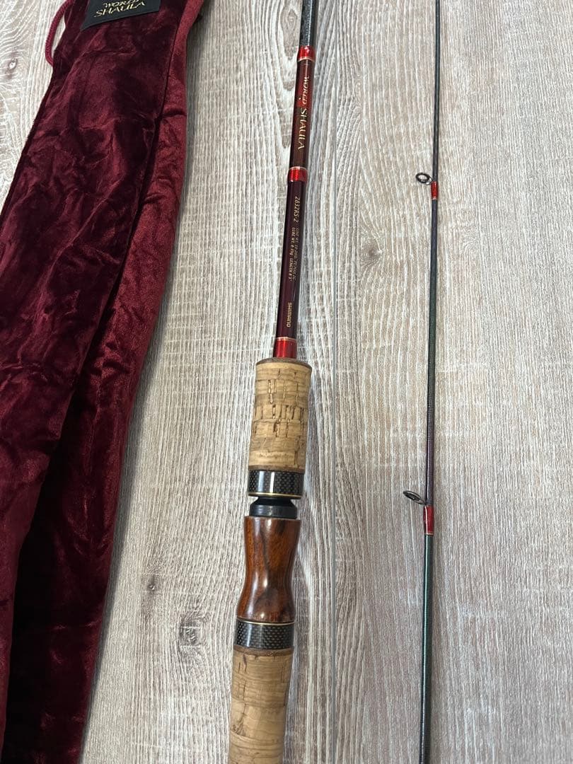 ワールドシャウラ　2832