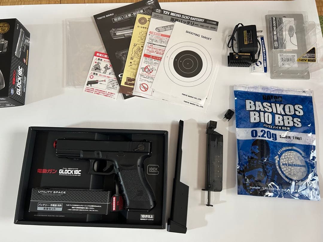 GLOCK 18C 電動ガン フルオート　バッテリー　充電器　美品　グロック