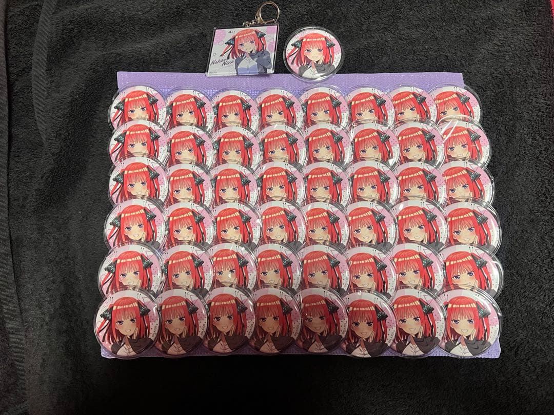 五等分の花嫁　缶バッジ　アクリルキーホルダー　中野二乃　49個