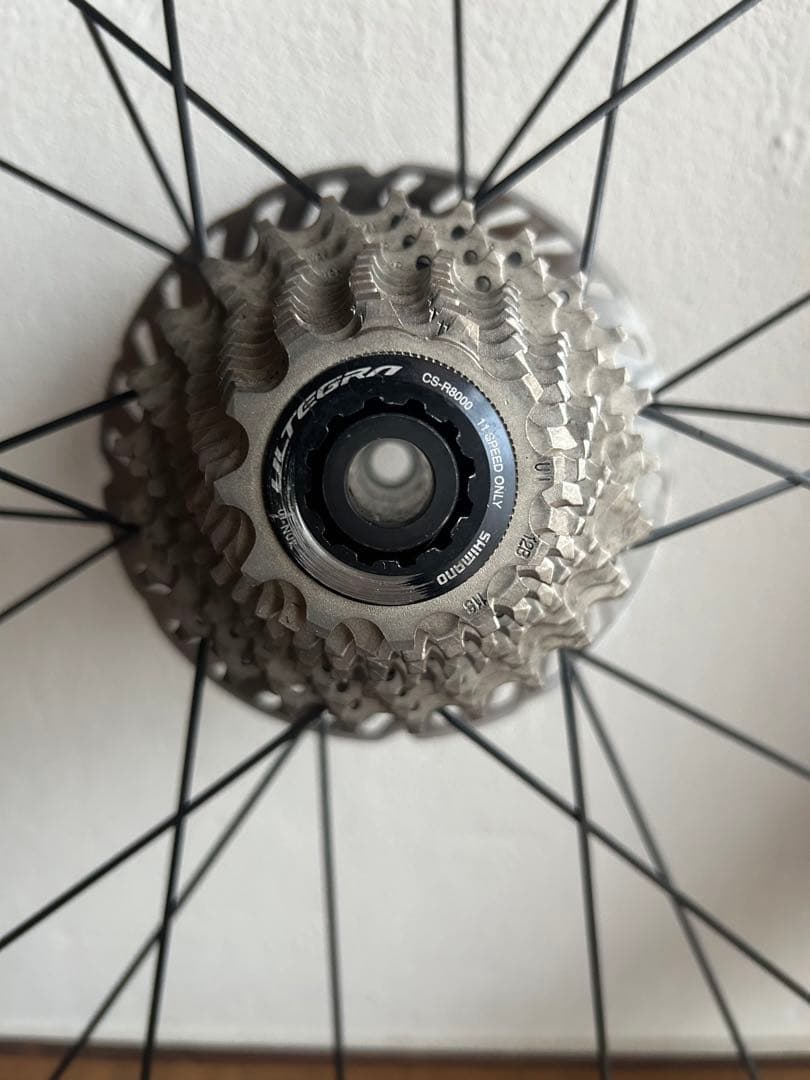 ZIPP NSW353カーボンホイール 28インチ チューブレスタイヤ