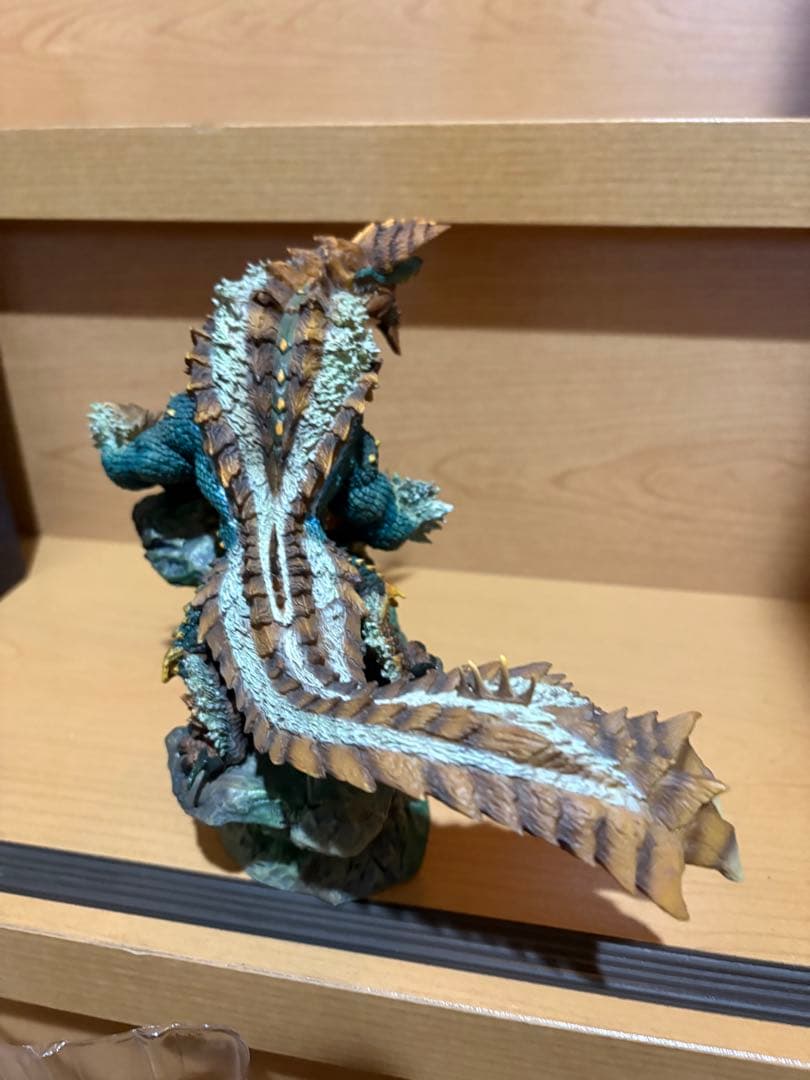 クリエイターズモデル モンスターハンター 雷狼竜 ジンオウガ 復刻版 9257