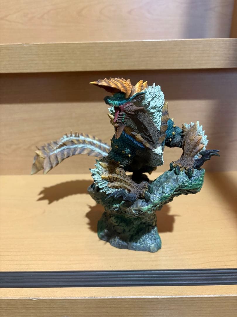 クリエイターズモデル モンスターハンター 雷狼竜 ジンオウガ 復刻版 9257