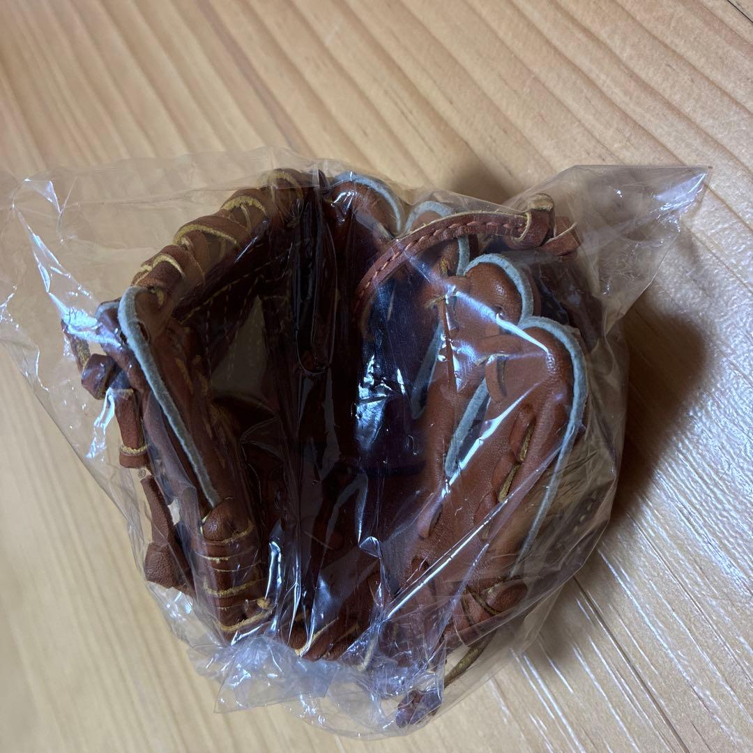 田中将大 日米通算200勝達成記念ミニチュアグラブ CLUB GIANTS