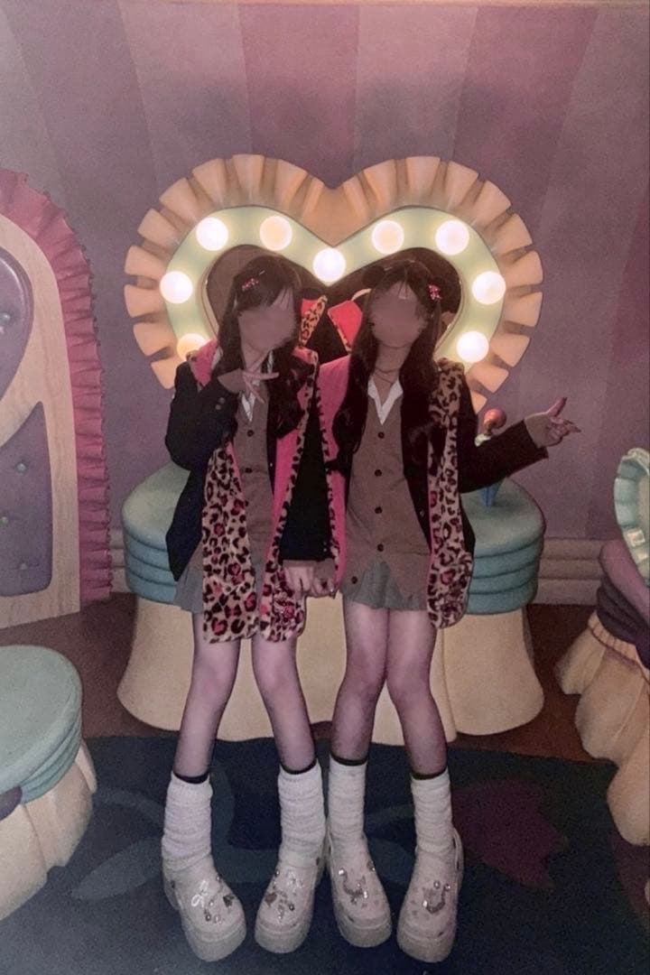 ディズニー　マフラーキャップ　ファンキャップ　ミニー　茶色　ヒョウ柄