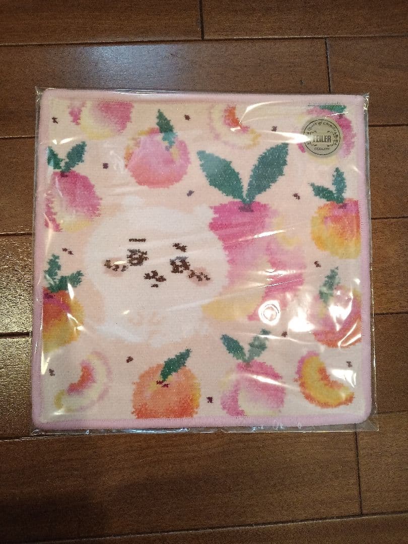 ぷ*ん様 FEILER ちいかわフルーツデザイン タオルハンカチセット