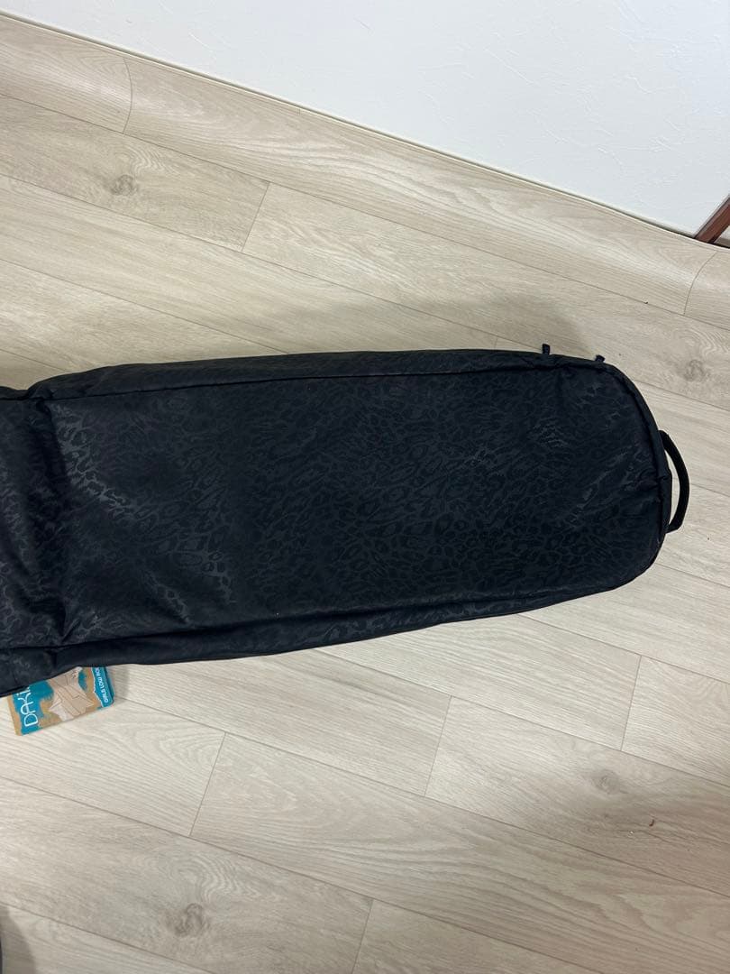 【タグ付き未使用品✨】DAKINE ダカイン　スノーボードケース　キャスター付き