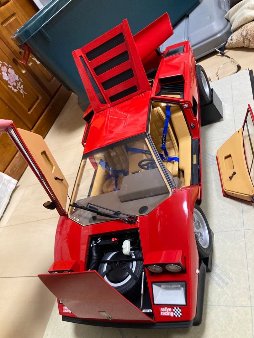 デアゴスティーニランボルギーニ・カウンタック 1/10スケール　ジャンク品です！