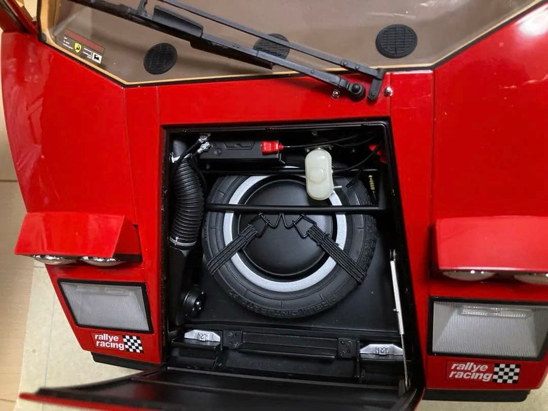 デアゴスティーニランボルギーニ・カウンタック 1/10スケール　ジャンク品です！