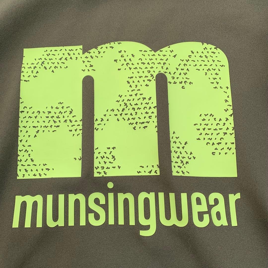 munsingwear パーカー ジッパーポケット ペンギン刺繍付き Mサイズ