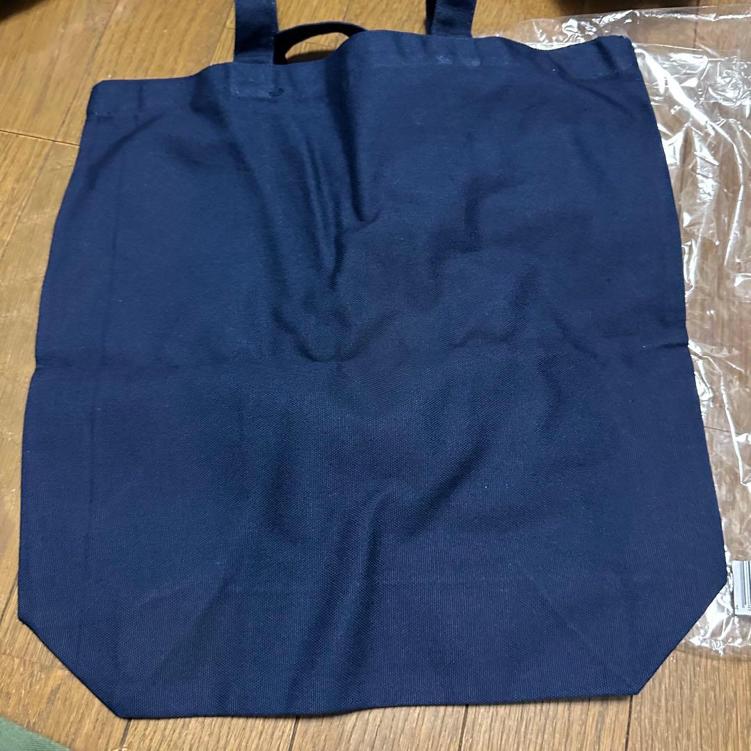 激レア　NARUTO ナルト　トートバッグ＆缶バッジ　サスケ　サクラ　カカシ