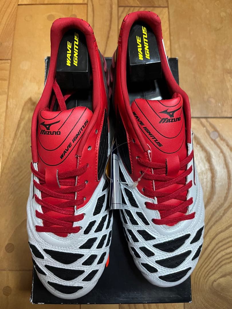 新品　超激レア　廃盤品　ミズノ　ウェーブイグニタス2MD 26 モレリア