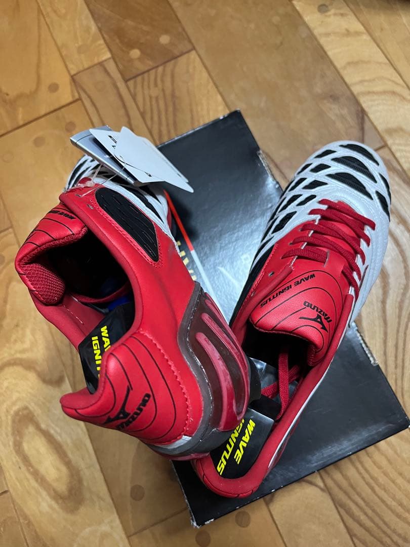 新品　超激レア　廃盤品　ミズノ　ウェーブイグニタス2MD 26 モレリア