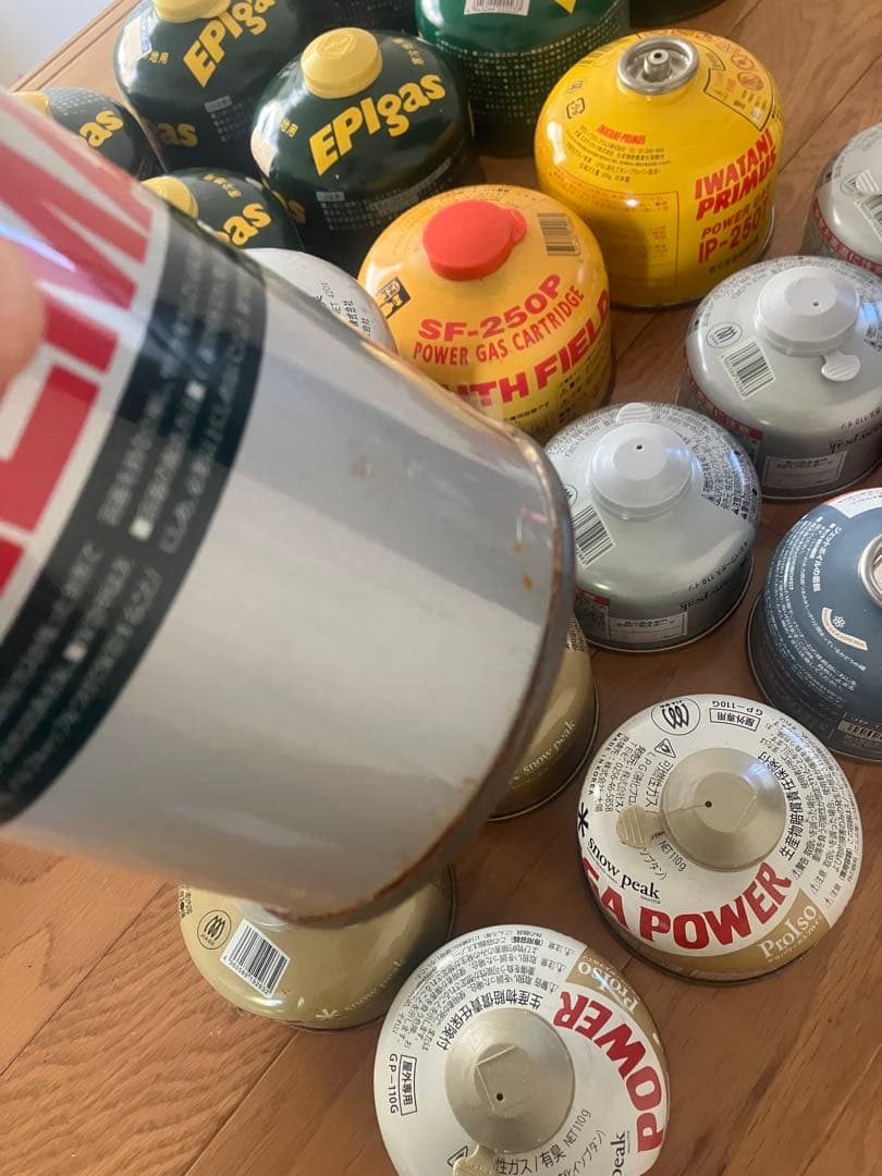 キャンピングガス缶　26缶　未使用など様々
