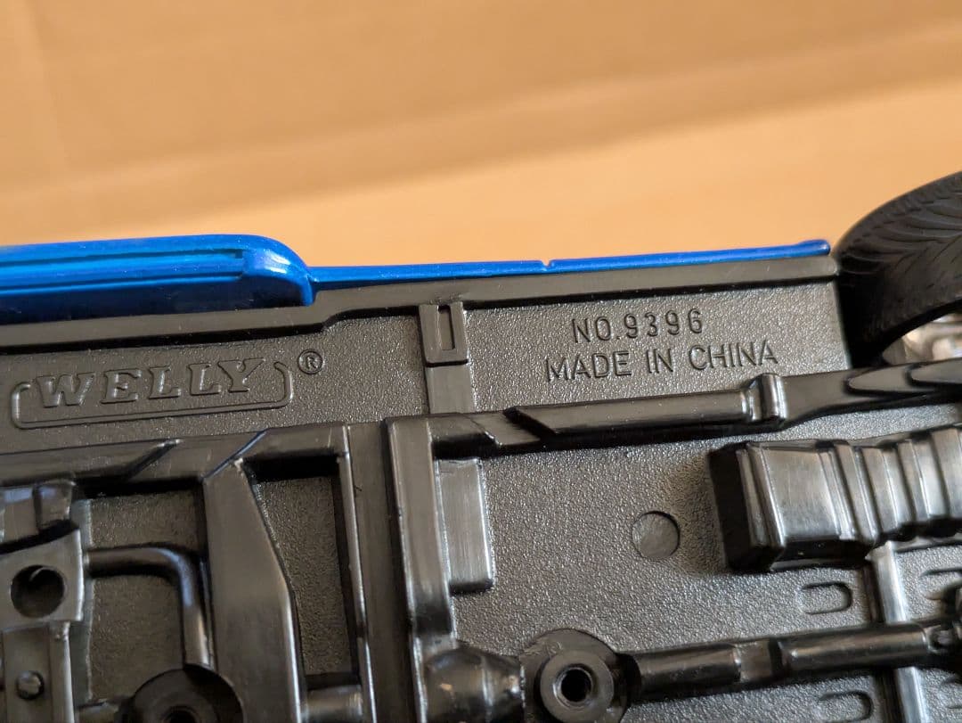 フォード F-150　フレアサイド・スーパーキャブ・ピックアップ　1/24