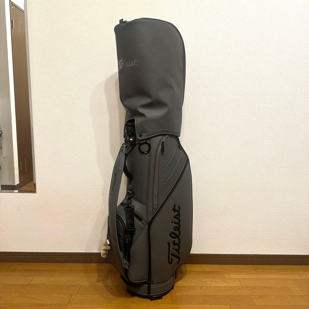 Titleist グレー キャディバッグ