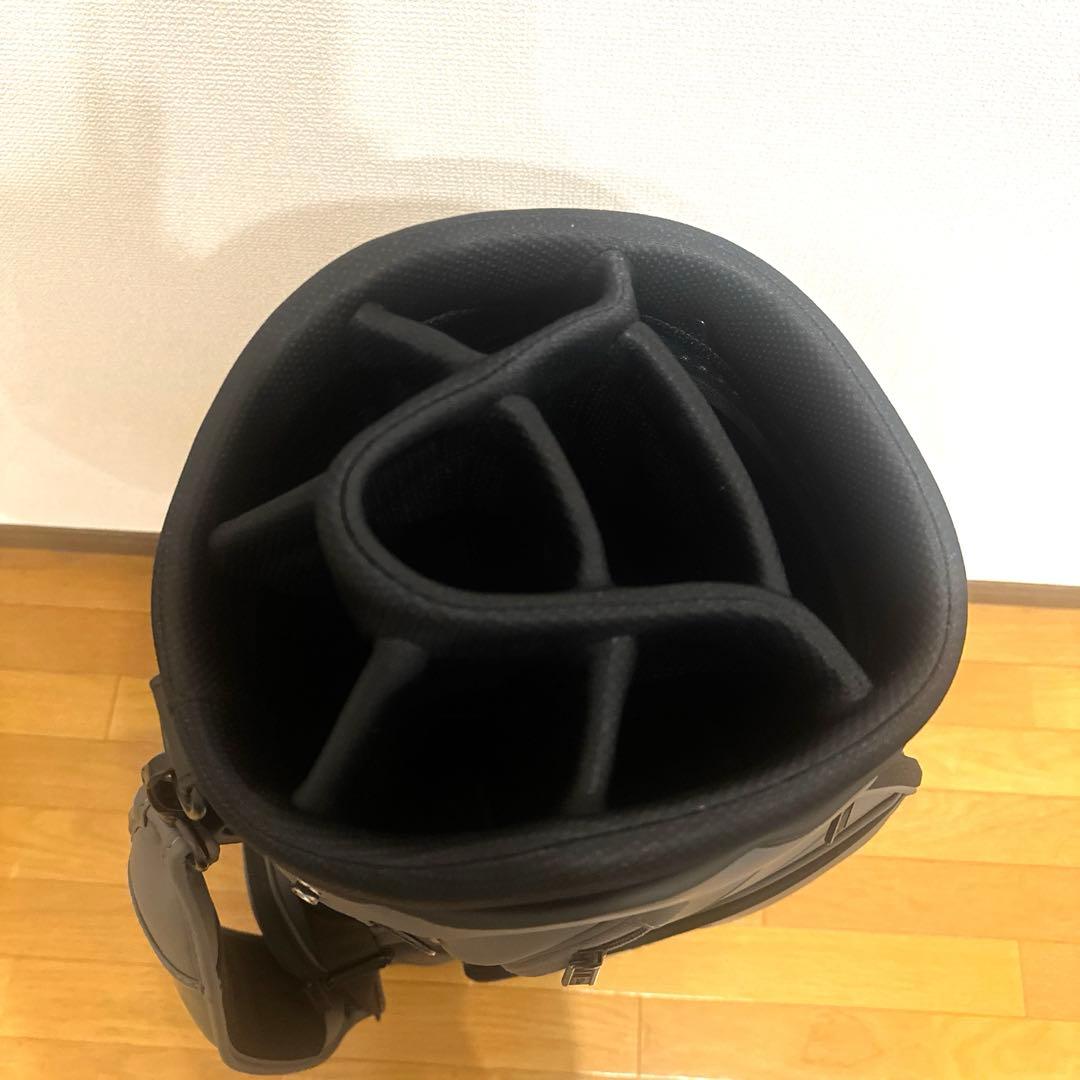 Titleist グレー キャディバッグ