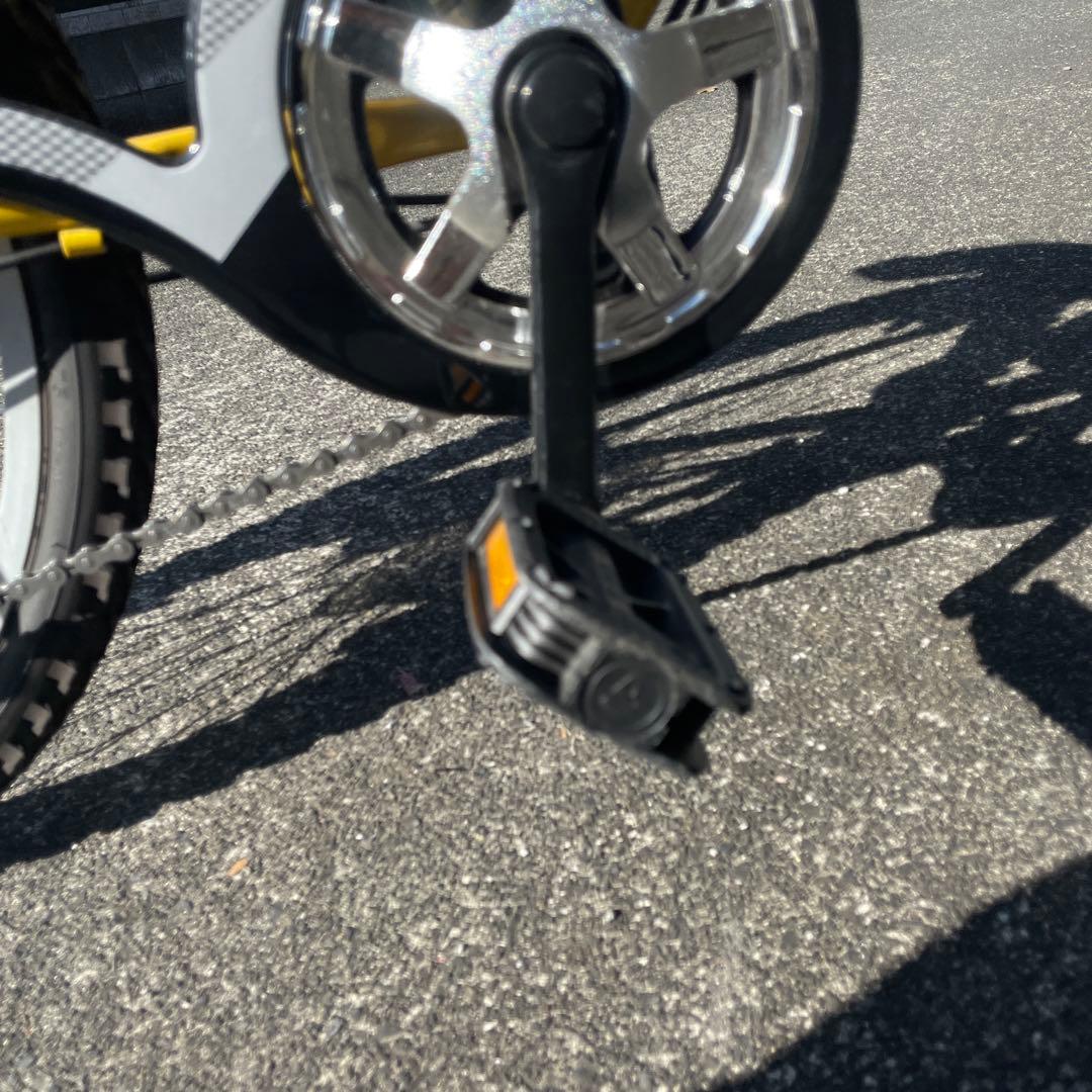 ARMSキッズ自転車　22インチ