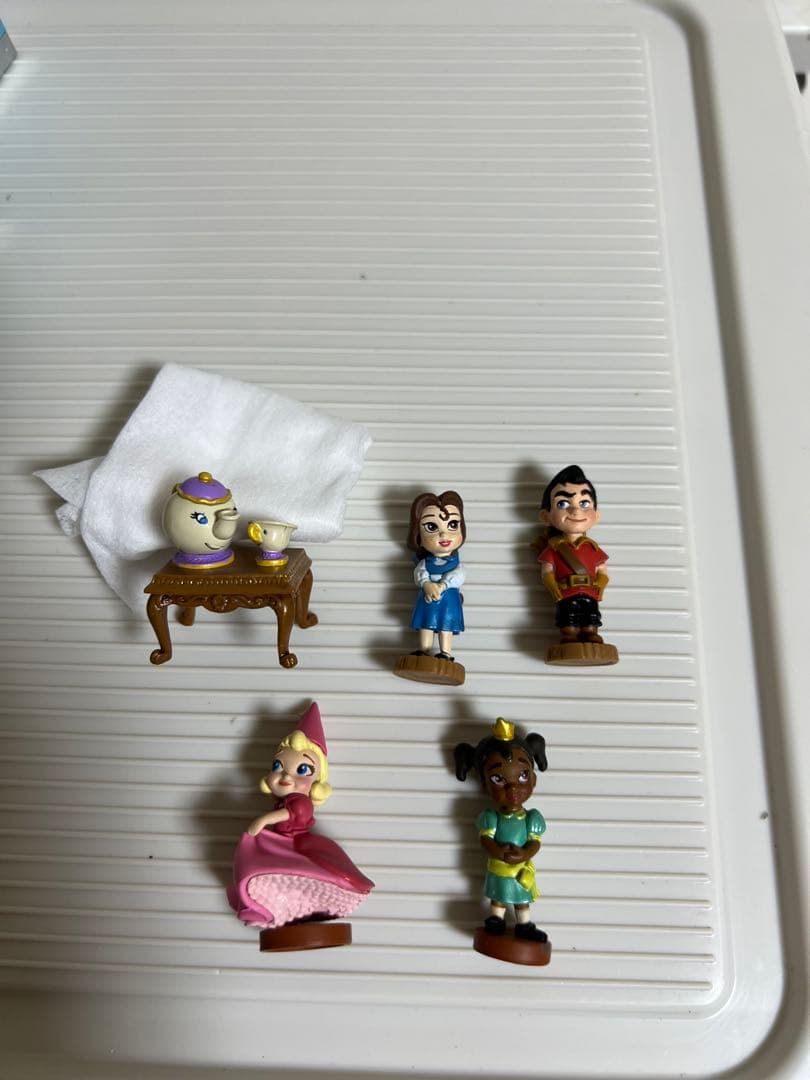 ディズニー、アニメータードール（ミニ）ベル、シャルロット、ティアナ