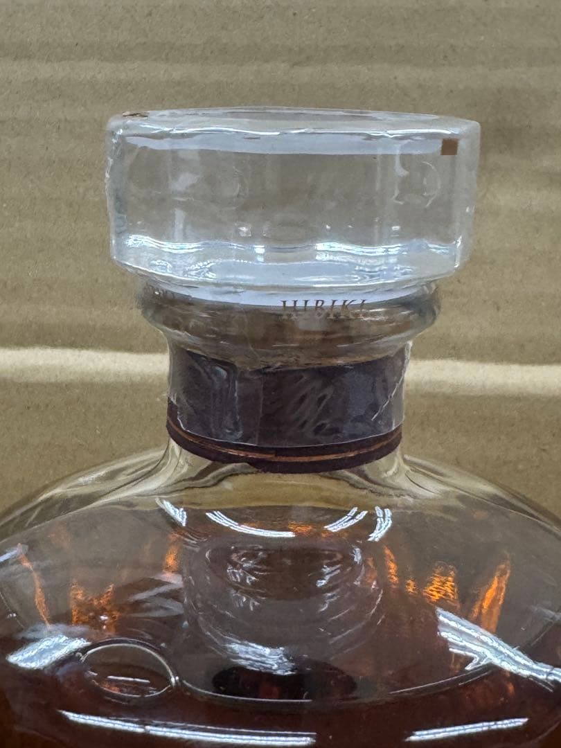 響17年　サントリーウイスキー　汚れあり　箱無し