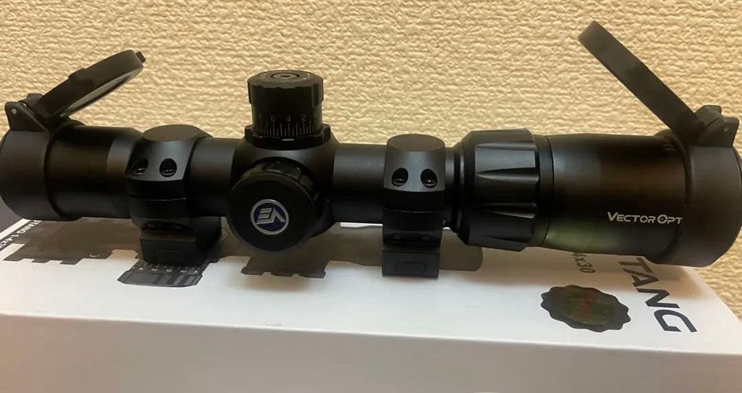 ベクターオプティクス ライフルスコープ Mustang 1-4x30 〔美品〕