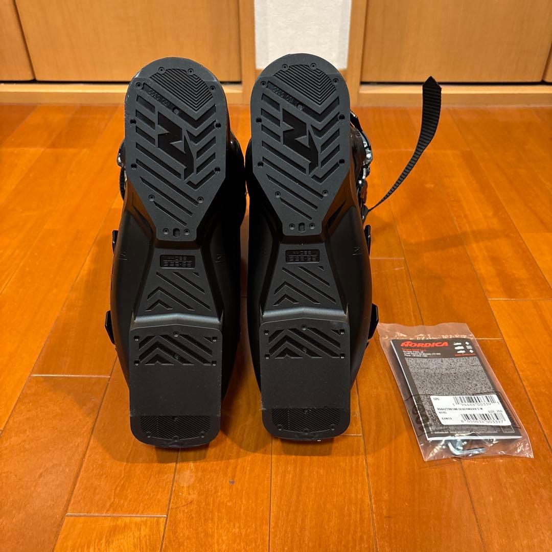 24/25 新品　ノルディカ　ドーベルマン5 　 M/ 25/25.5cm