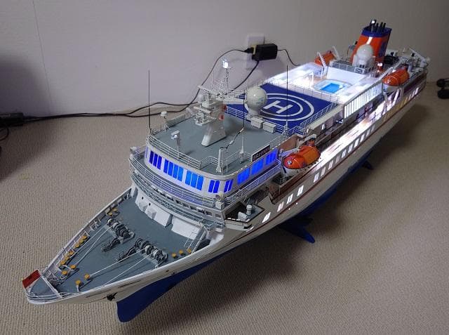 探検クルーズ船名MSブレーメン