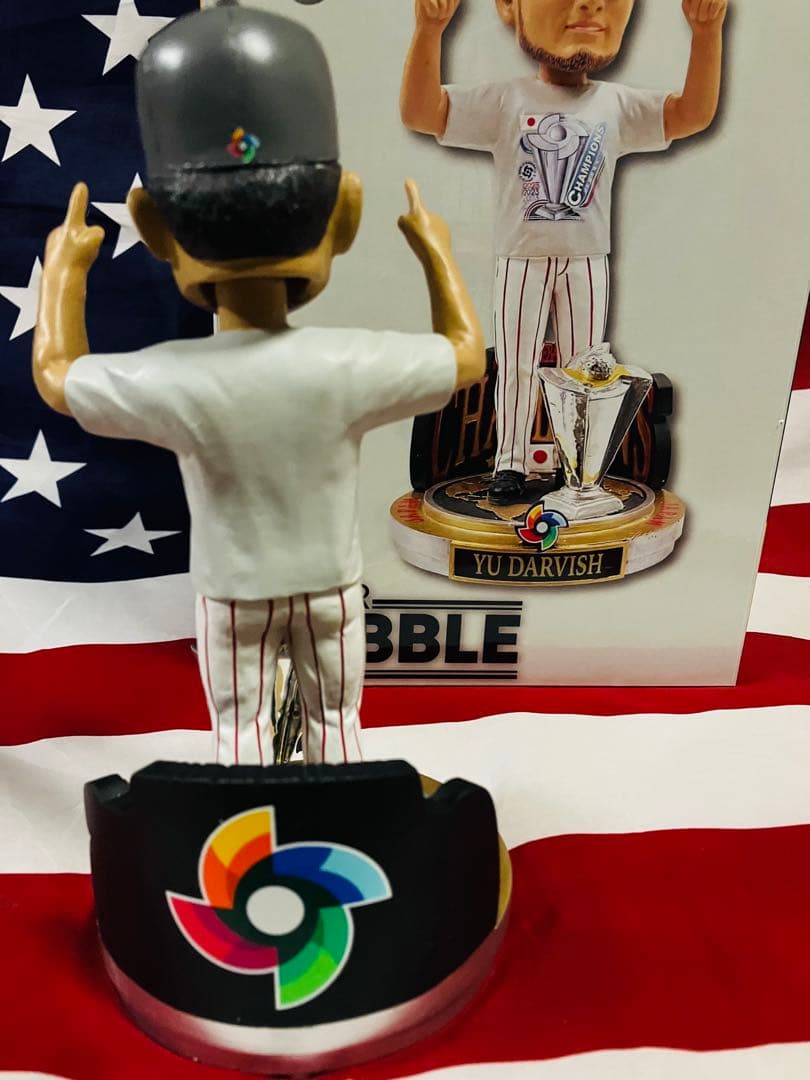 【123個限定完売品】ダルビッシュ選手優勝キャップボブルヘッド人形　パドレス