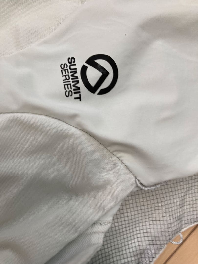 期間限定値下げ　ノースフェイス　HST ヒューム6 Lサイズ