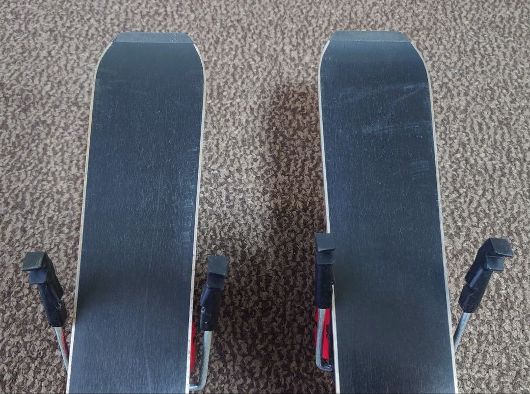 Atomic Redster XT ジュニアスキー 80cm バインディング付き