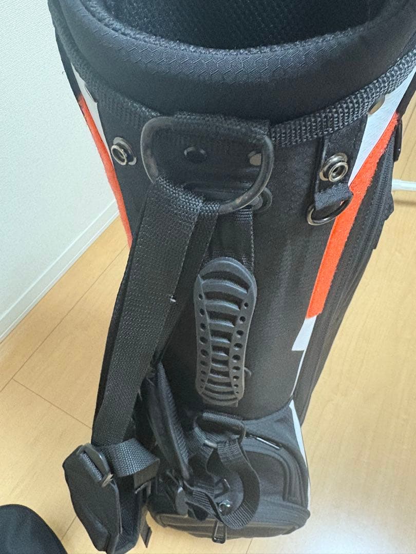 adidasスタンドキャディバッグ 軽量 HG5751【国内正規品】