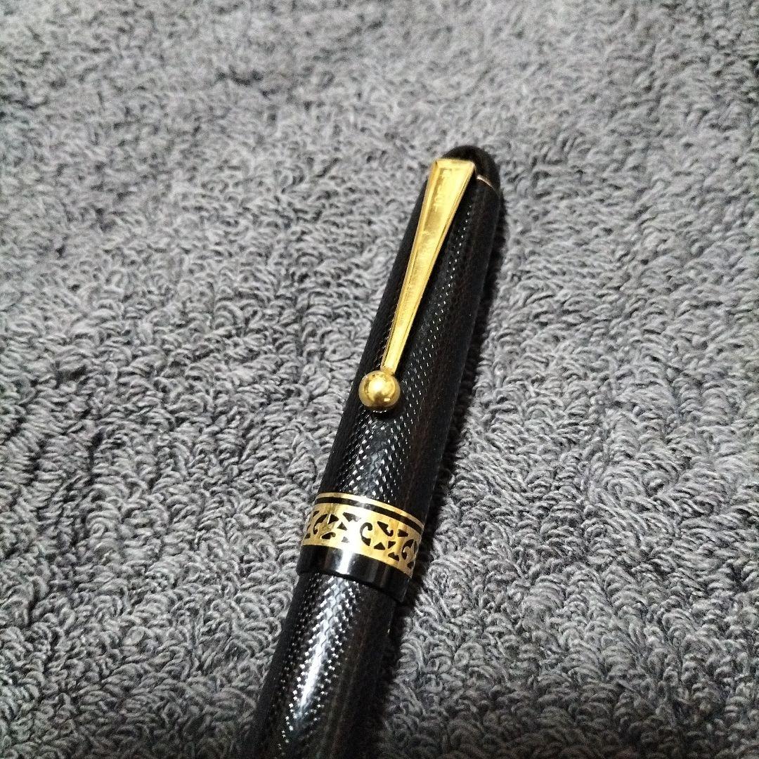 14K PILOT 万年筆 金色クリップ付き　値段相談可