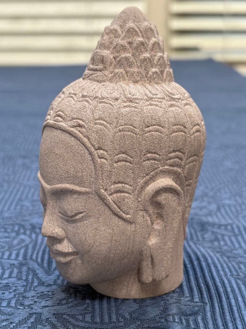 仏陀　仏頭　Buddha Head タイ　石仏