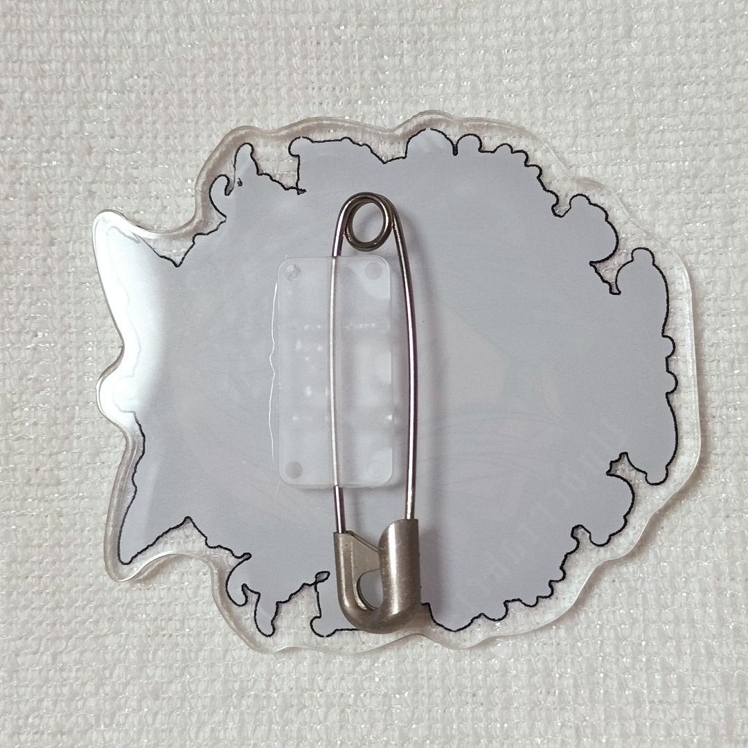 黒執事　アクリルバッジ　アンダーテイカー　葬儀屋