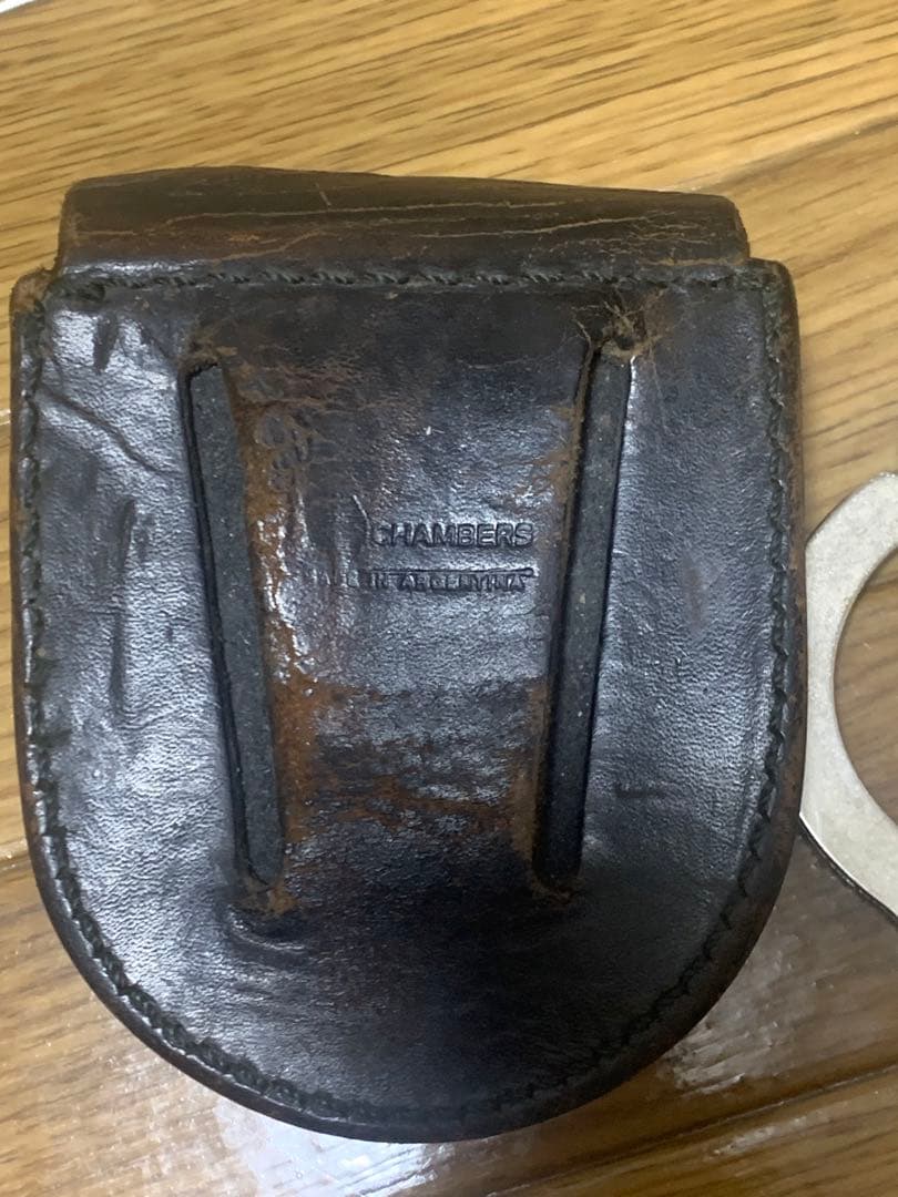 【値下げ売切Smith & Wesson M100-1手錠レザーケース付き本物