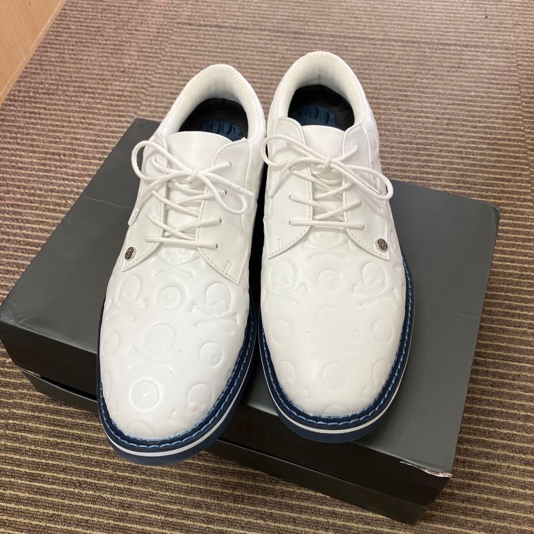 ジーフォア　ゴルフシューズ27cmに新品未使用品