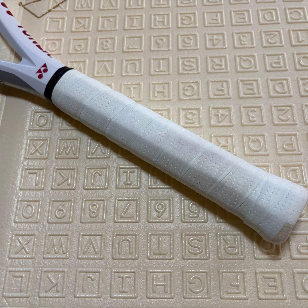 ヨネックス　テニスラケットEZONE100SL 【ソフトケース付き】