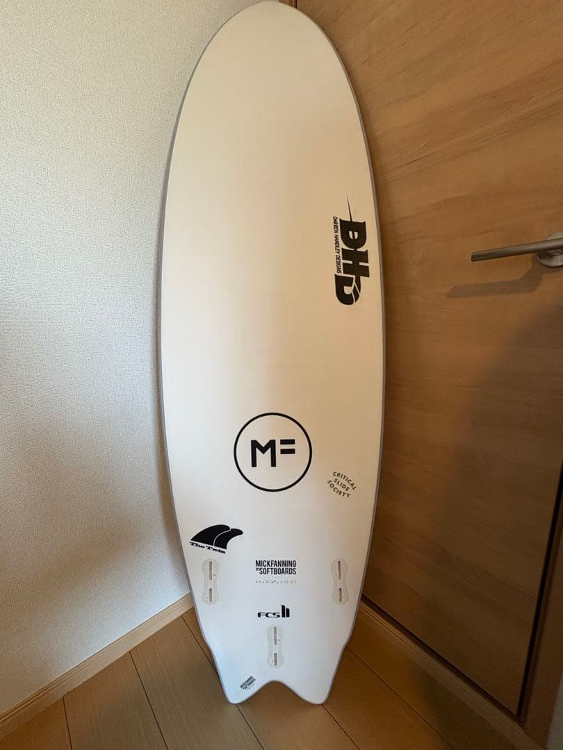 【美品】DHD TWIN サーフボード 6‘0グレー ホワイト