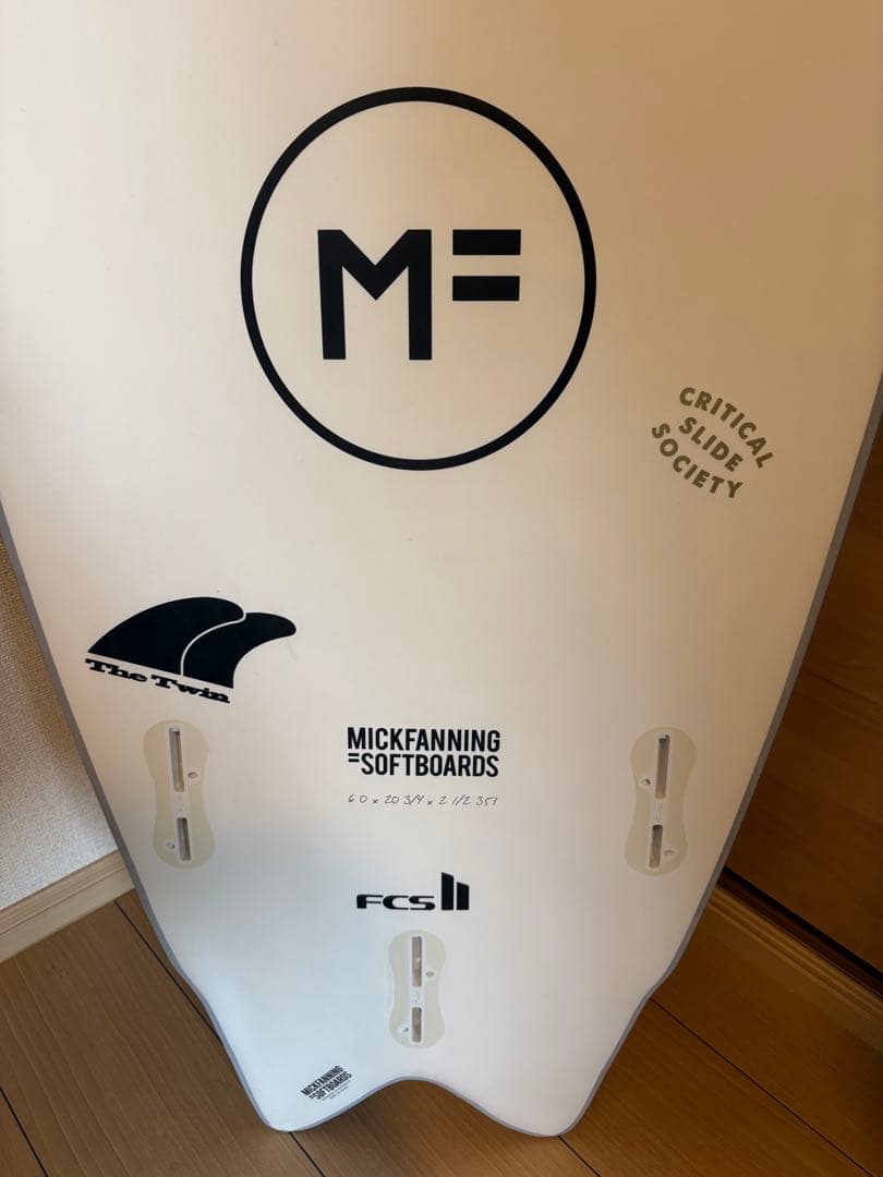 【美品】DHD TWIN サーフボード 6‘0グレー ホワイト