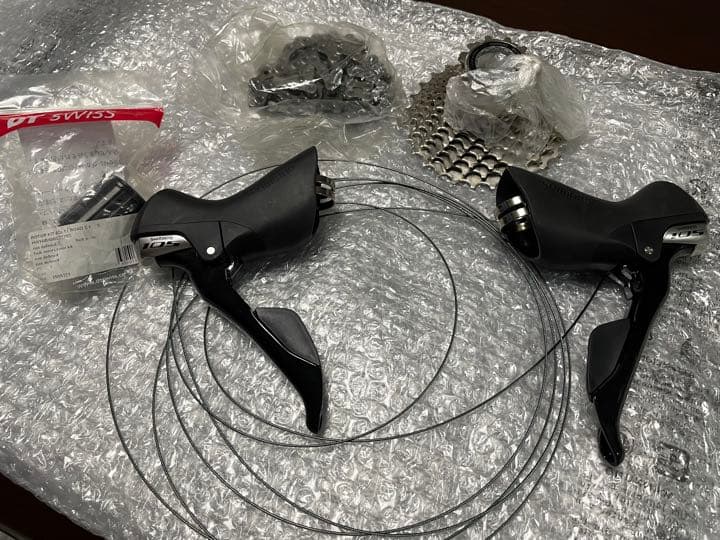 シマノ 105 クランクセット+DT SWISS フリーボディ