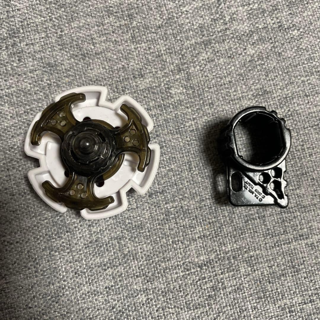 最終値下げ　国内正規品　クレイアリエスED145B　メタルファイトベイブレード