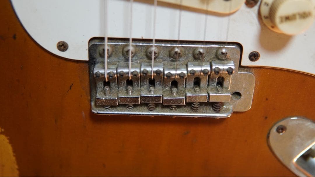 値下げします！1975年　オールドストラトキャスター サンバースト