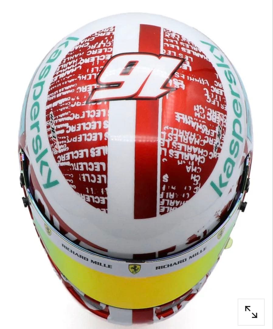 シャルル・ルクレール 2021年 アブダビGP フェラーリ ヘルメット 1/2