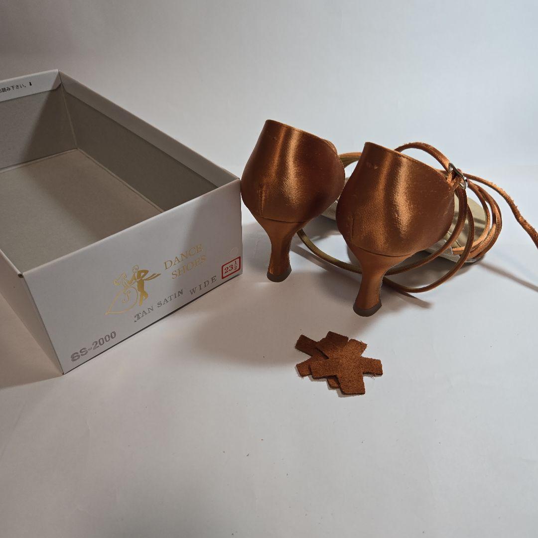 オレンジ サテン ストラップ ダンスシューズ