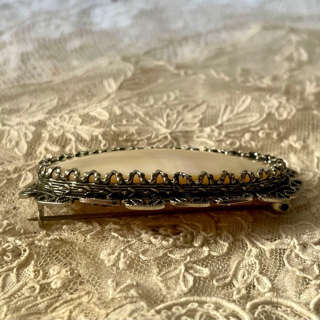 純銀製エーデルワイスブローチ&白蝶貝ブローチ　フランスアンティークヴィンテージ