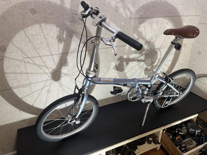 DAHON Boardwalk D7 20インチ 折り畳み