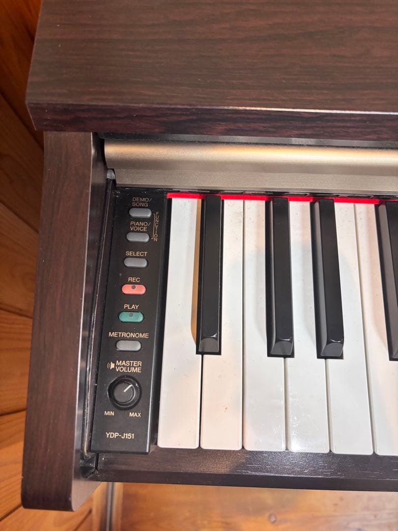 ヤマハ電子ピアノ　YDP-J151