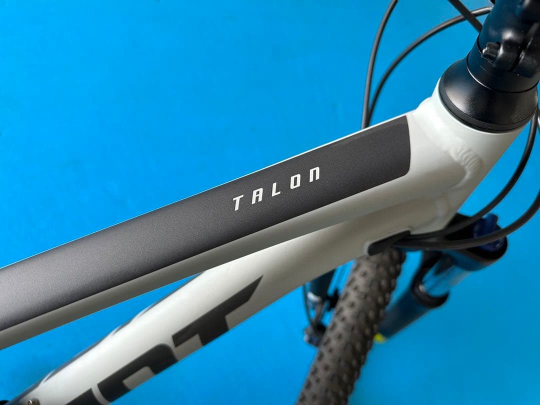 GIANT TALON マウンテンバイク　Mサイズ