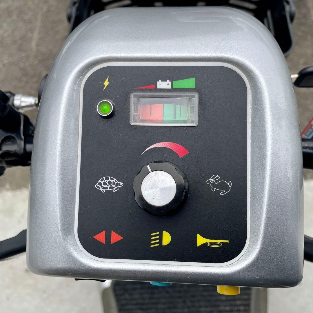 ブランド: フランスベットハンドル型電動車いすＳ１４１