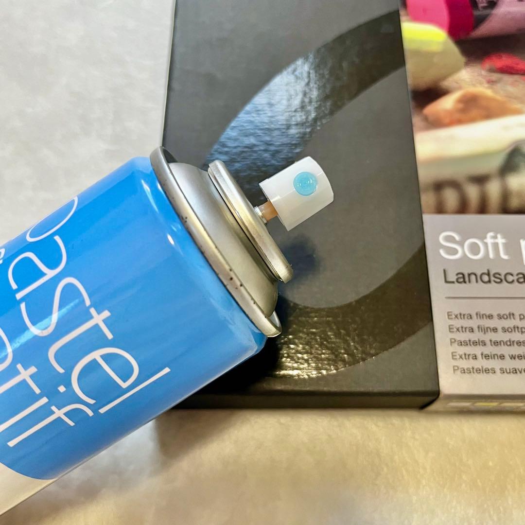 Rembrandt ソフトパステル 30色　フィキサチーフ付き　画材　セット